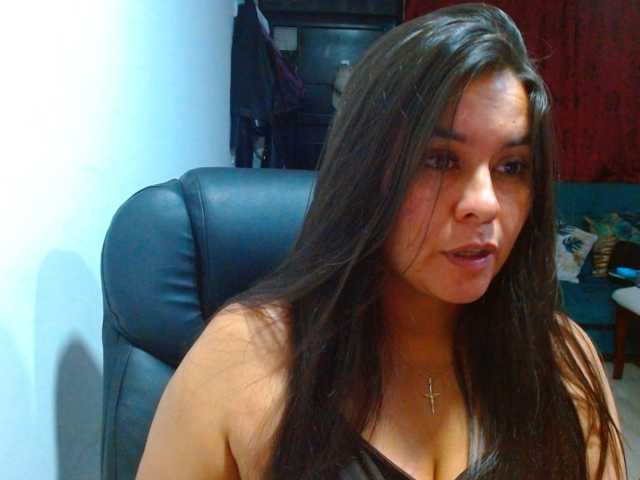 IXCHEL9153 live cam preview