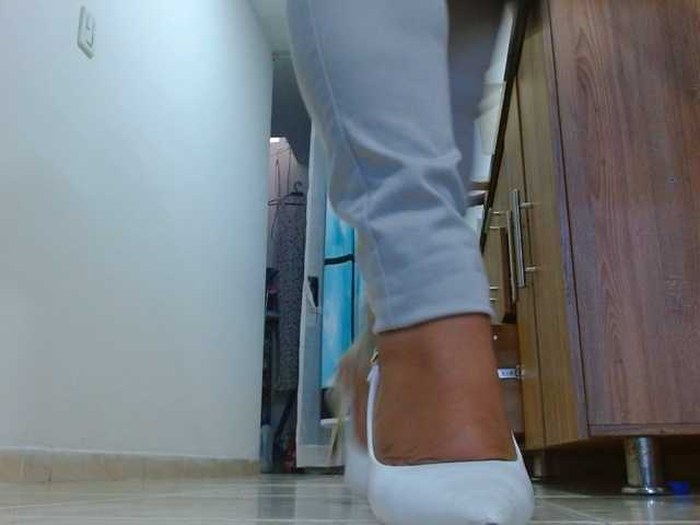 MARILYNWHANCO live cam on BongaCams