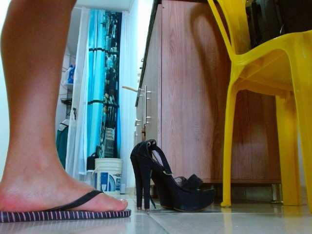IXCHEL9153 — live female cam