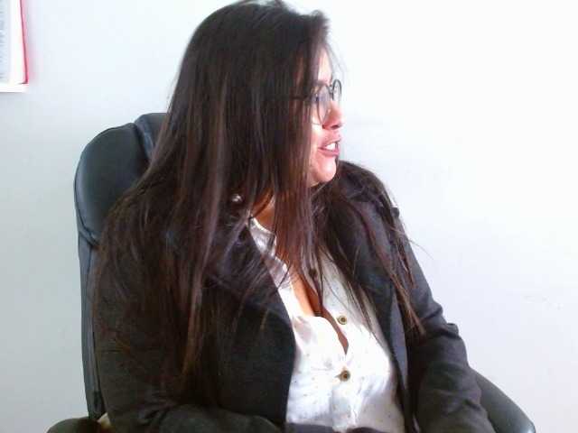 MARILYNWHANCO, en directo ahora en BongaCams