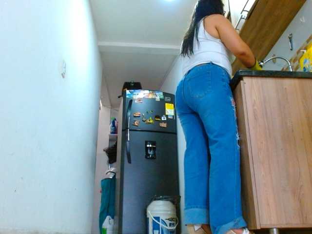 MARILYNWHANCO live cam on BongaCams