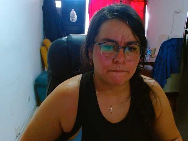 IXCHEL9153 live cam preview