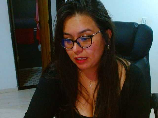 MARILYNWHANCO live webcam show