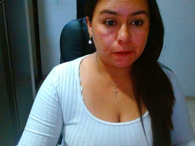IXCHEL9153 live cam preview