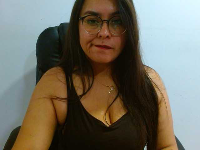 MARILYNWHANCO, live now on BongaCams
