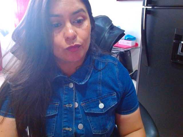 MARILYNWHANCO live cam on BongaCams