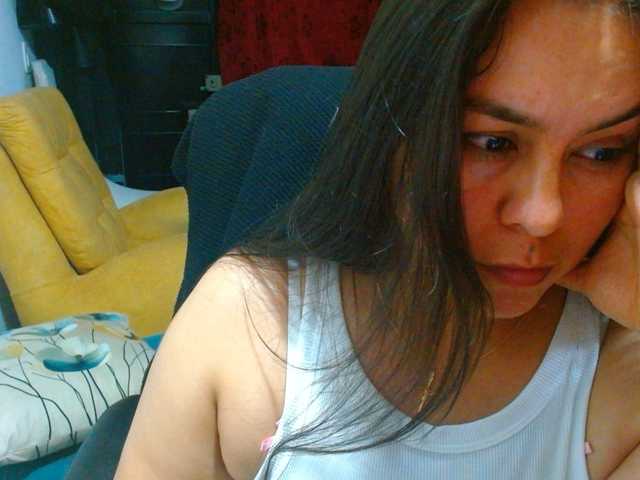 IXCHEL9153 live cam preview