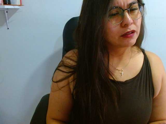 IXCHEL9153 live cam preview