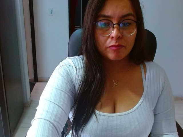 MARILYNWHANCO live cam on BongaCams