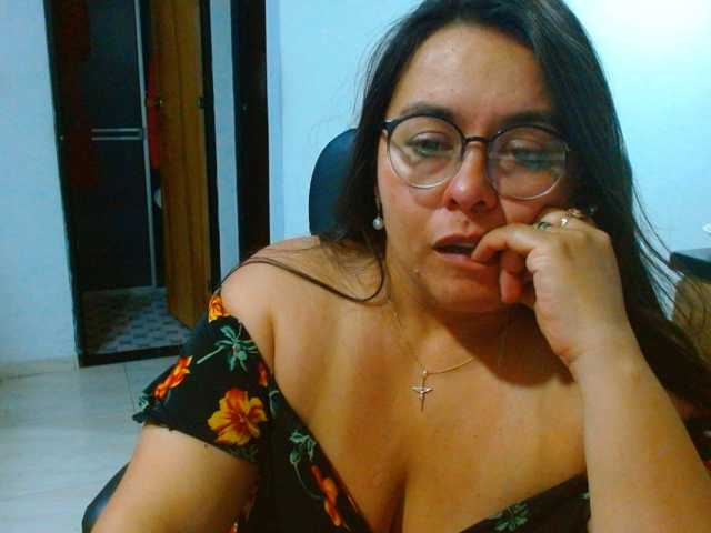 MARILYNWHANCO live cam on BongaCams