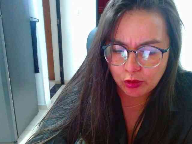 MARILYNWHANCO Live Webcam on BongaCams