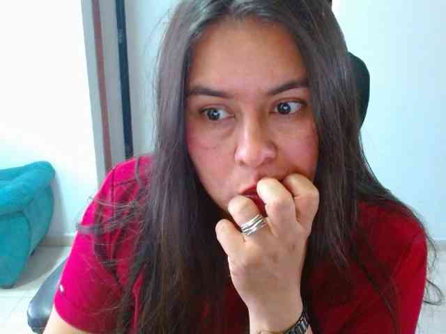 MARILYNWHANCO Live Webcam on BongaCams