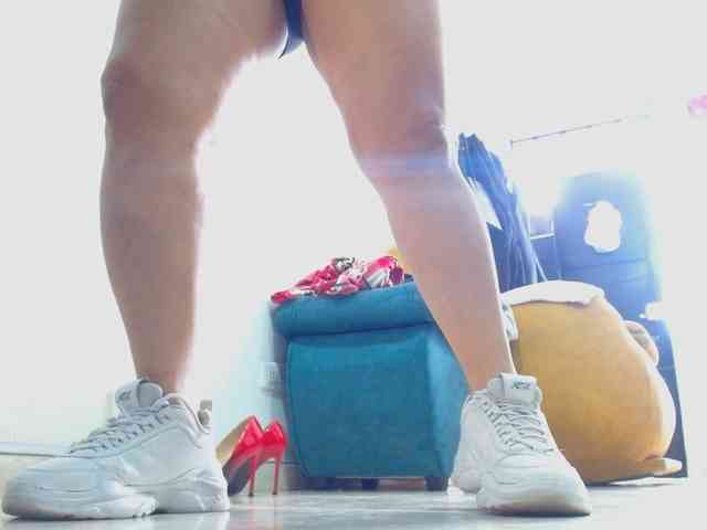 ixchel9153's live room