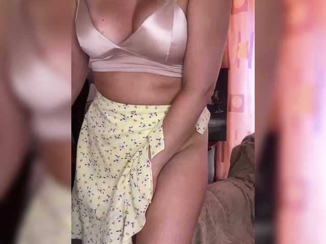 Lady-Dee's BongaCams show and profile