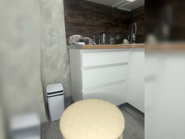 Lady-Dee live cam preview