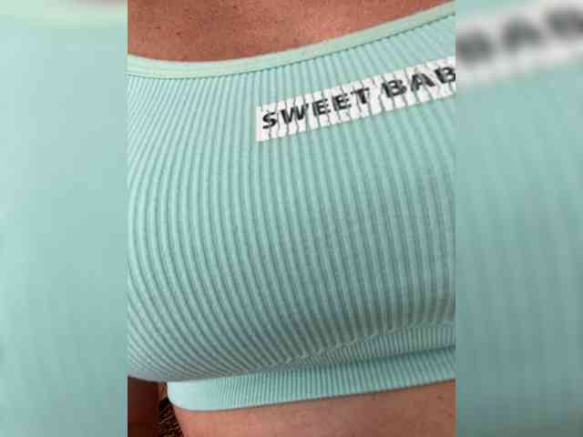 Lady-Dee webcam