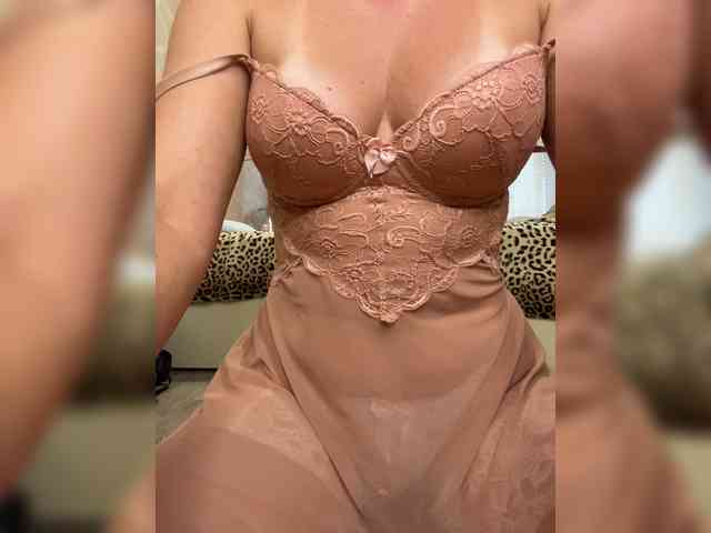 Lady-Dee webcam