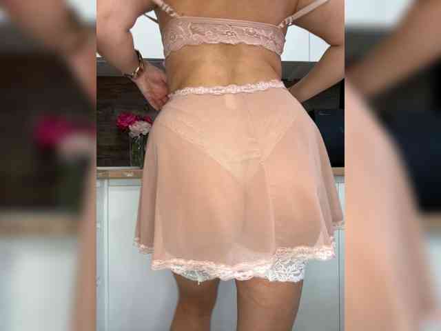 Lady-Dee webcam