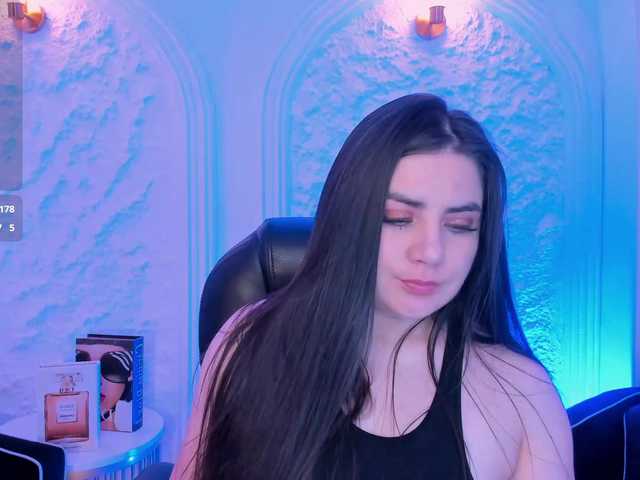 KendraClark webcam