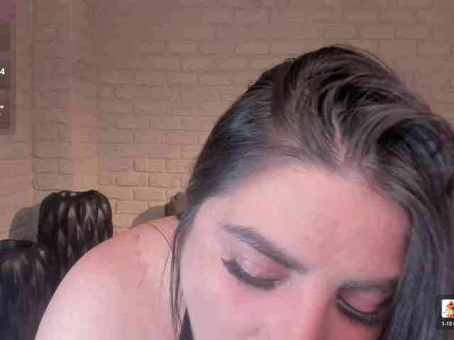 KendraClark webcam