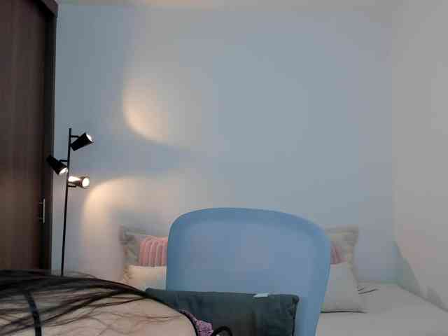 RebeccaBaxter webcam