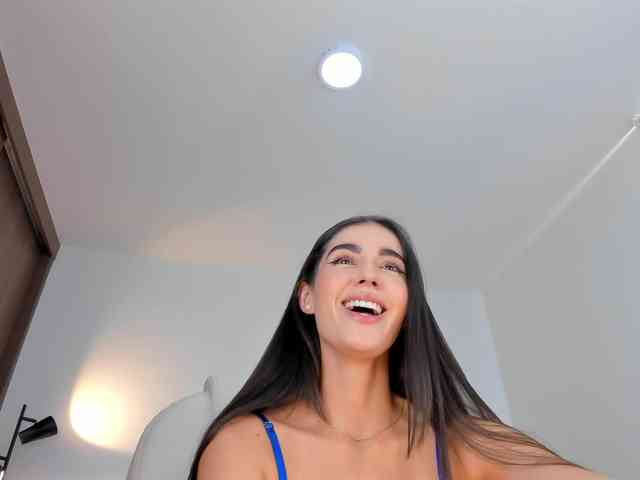 RebeccaBaxter webcam