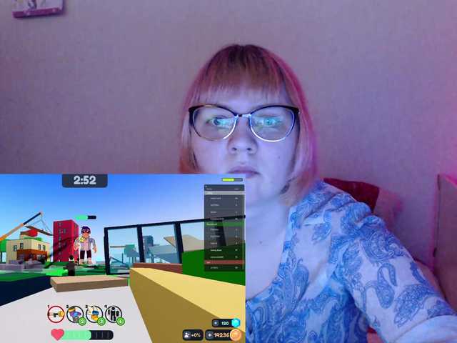 Bonnie-Petite live cam