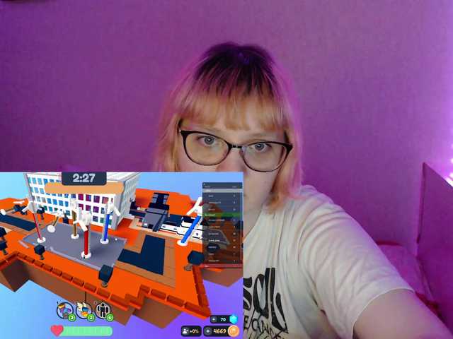 Bonnie_Petite live webcam show