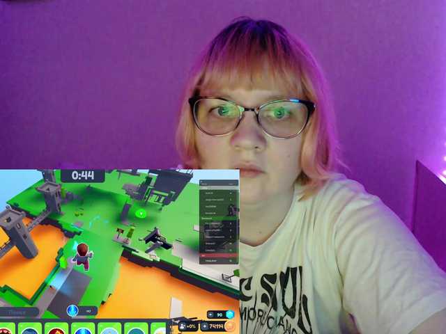 Bonnie_Petite live webcam show
