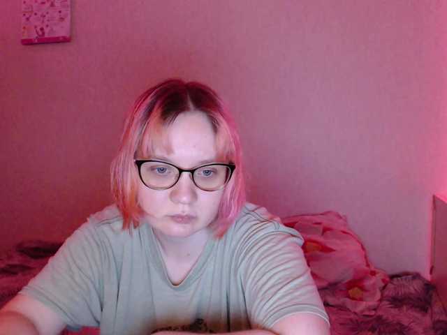 Bonnie-Petite live cam on BongaCams
