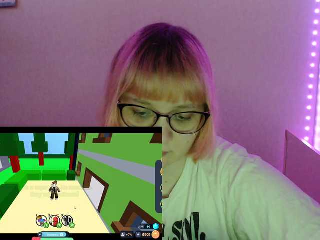 Bonnie-Petite live cam on BongaCams