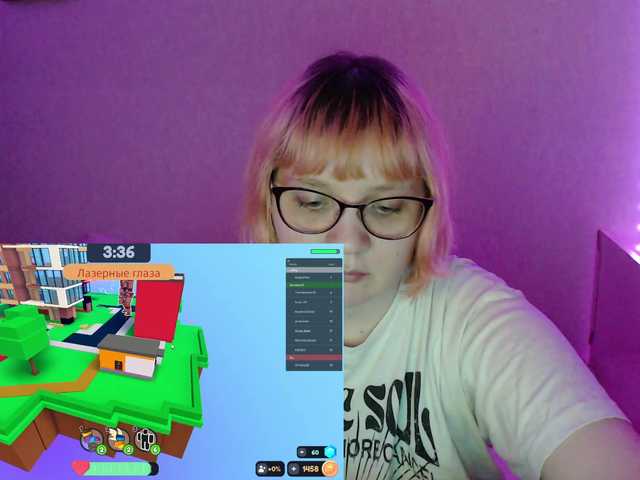 Bonnie-Petite live cam on BongaCams
