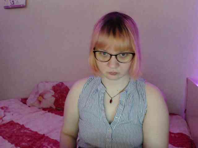 Bonnie-Petite Live Webcam on BongaCams
