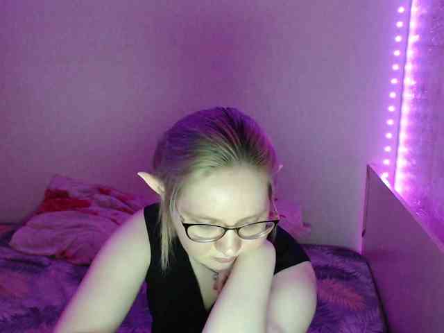 Bonnie_Petite webcam