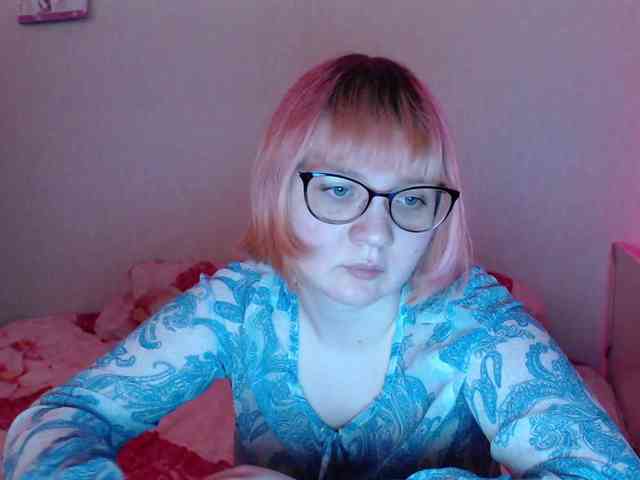 Bonnie-Petite Live Webcam on BongaCams