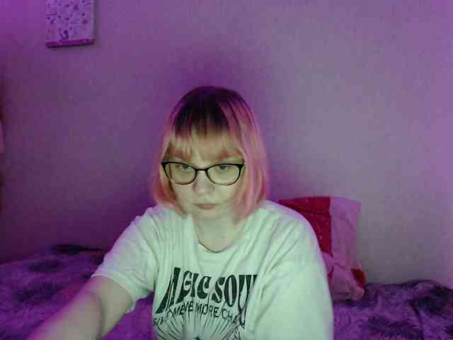 Bonnie_Petite webcam