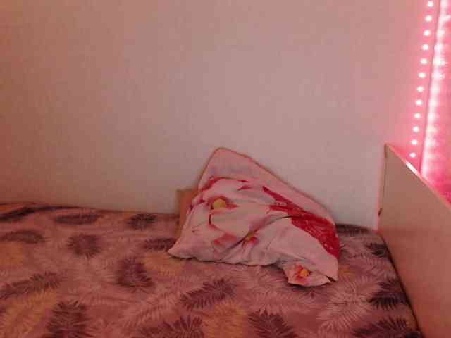 Bonnie_Petite webcam