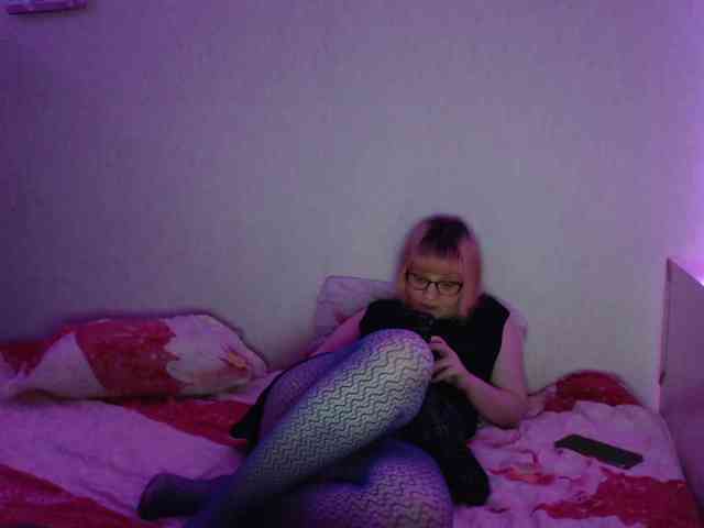 Bonnie_Petite webcam