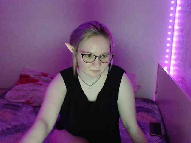 Bonnie_Petite webcam