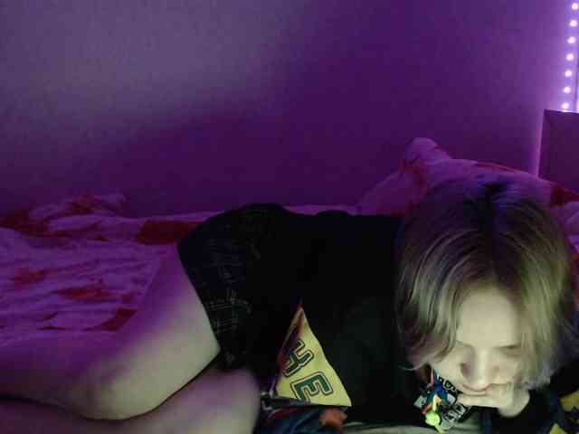 Bonnie_Petite webcam
