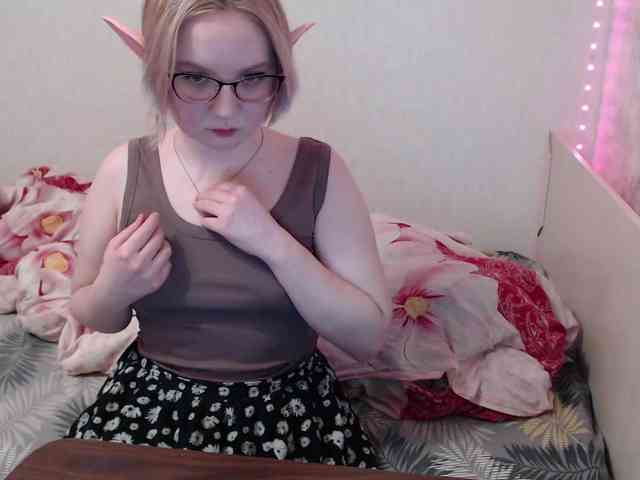 Bonnie_Petite webcam