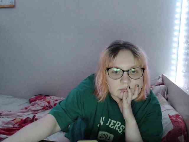 Bonnie_Petite webcam