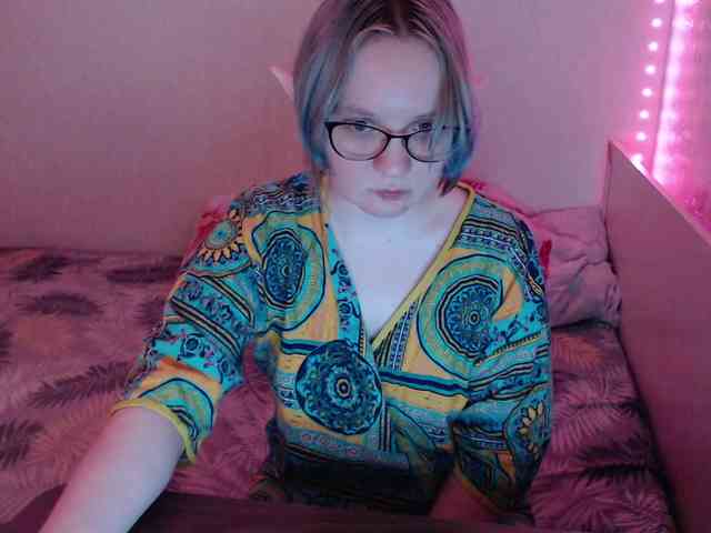 Bonnie_Petite webcam