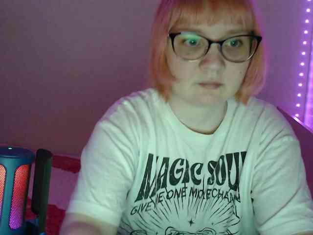 Bonnie_Petite webcam