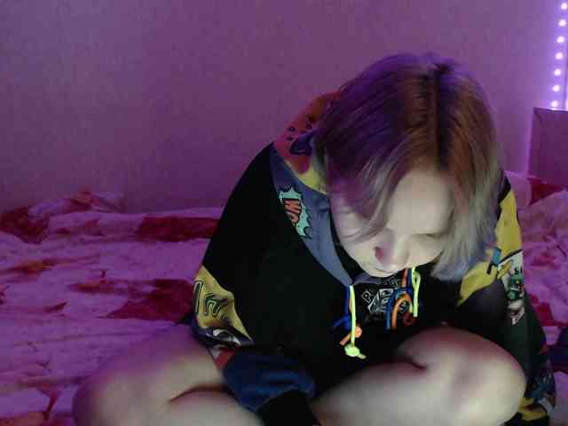 Bonnie_Petite webcam