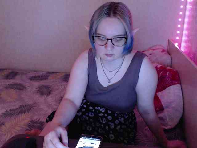 Bonnie_Petite webcam