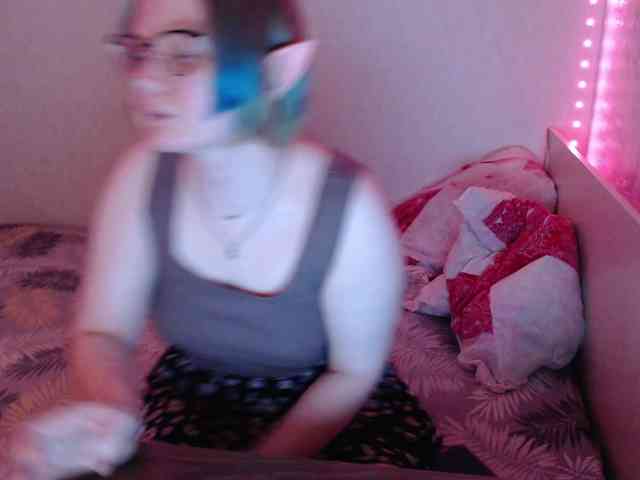 Bonnie_Petite webcam