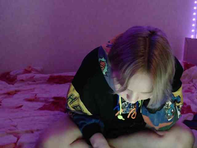 Bonnie_Petite webcam