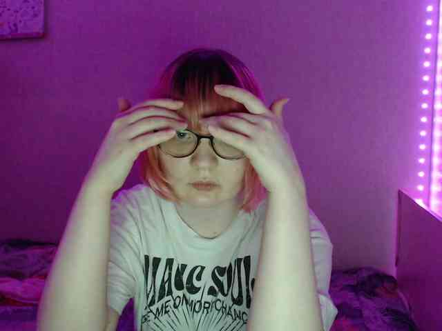 Bonnie_Petite webcam