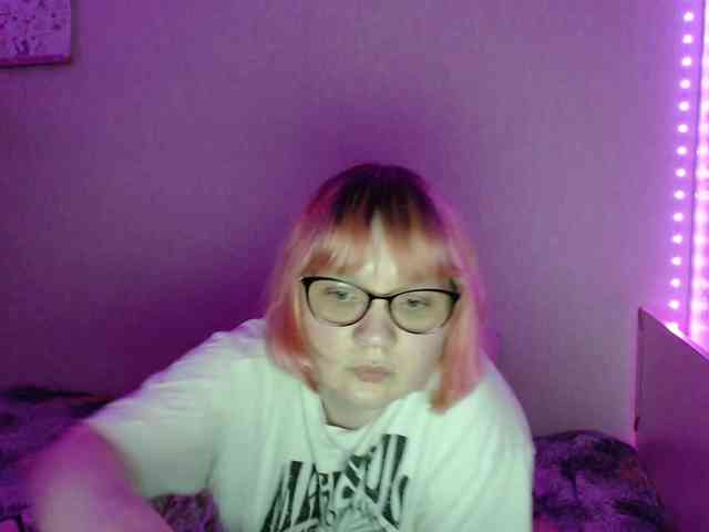 Model: Bonnie_Petite